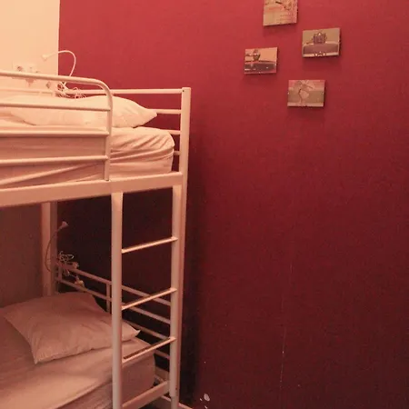 Hostel 360 *