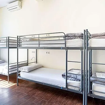 Hostel 360